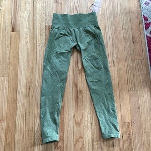 NVGTN Forest Green Leggings Size M NWT